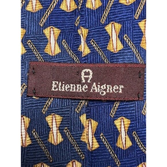 Vintage Etienne Aigner Necktie – 100% Silk – Blue & Gold Geometric Pattern – 55" - Picture 5 of 6